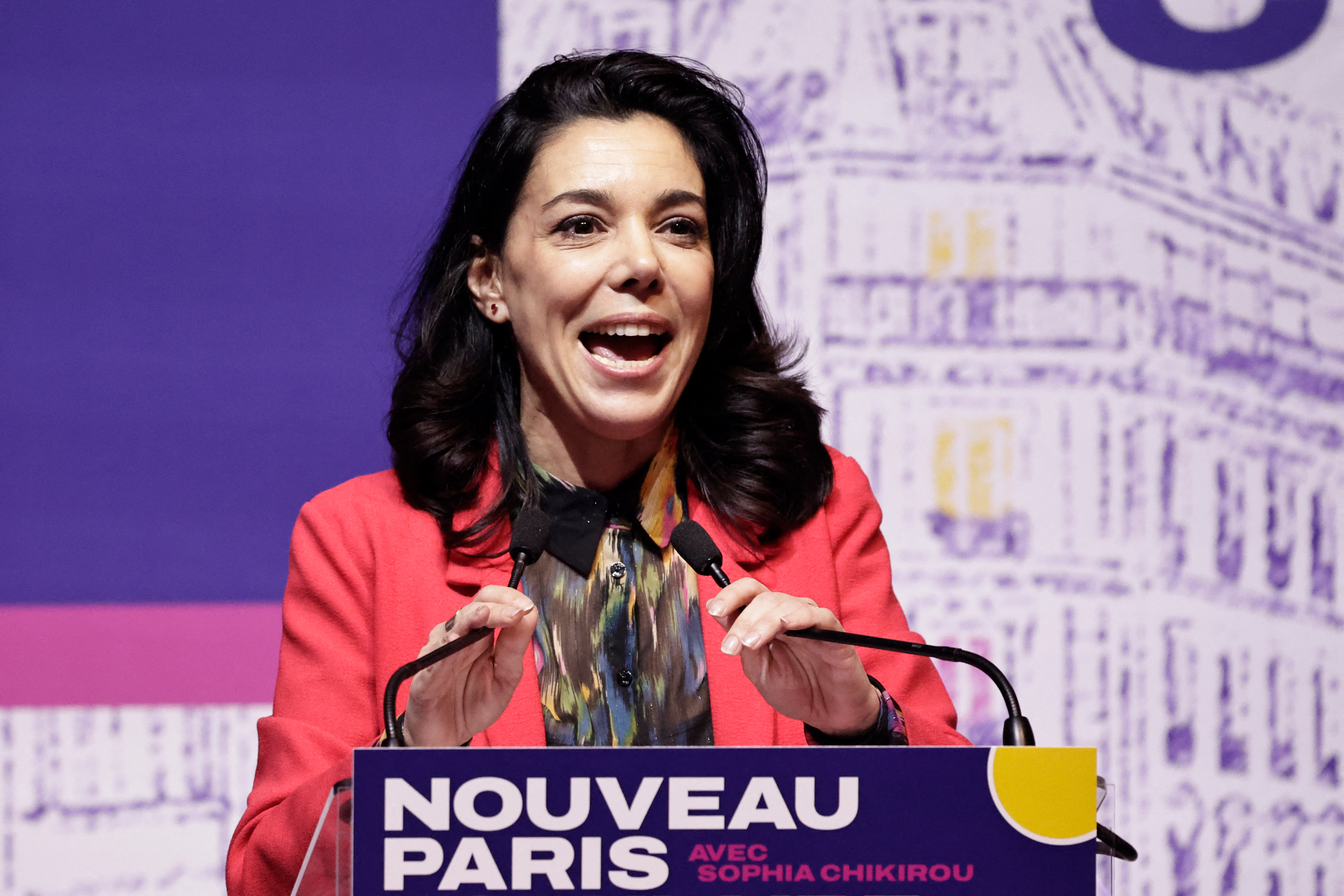 Sophia Chikirou, la candidate à la mairie de Paris passée par presque toutes les familles politiques françaises