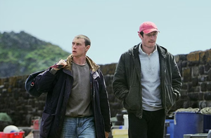 George MacKay et Callum Turner dans Rose of Nevada.