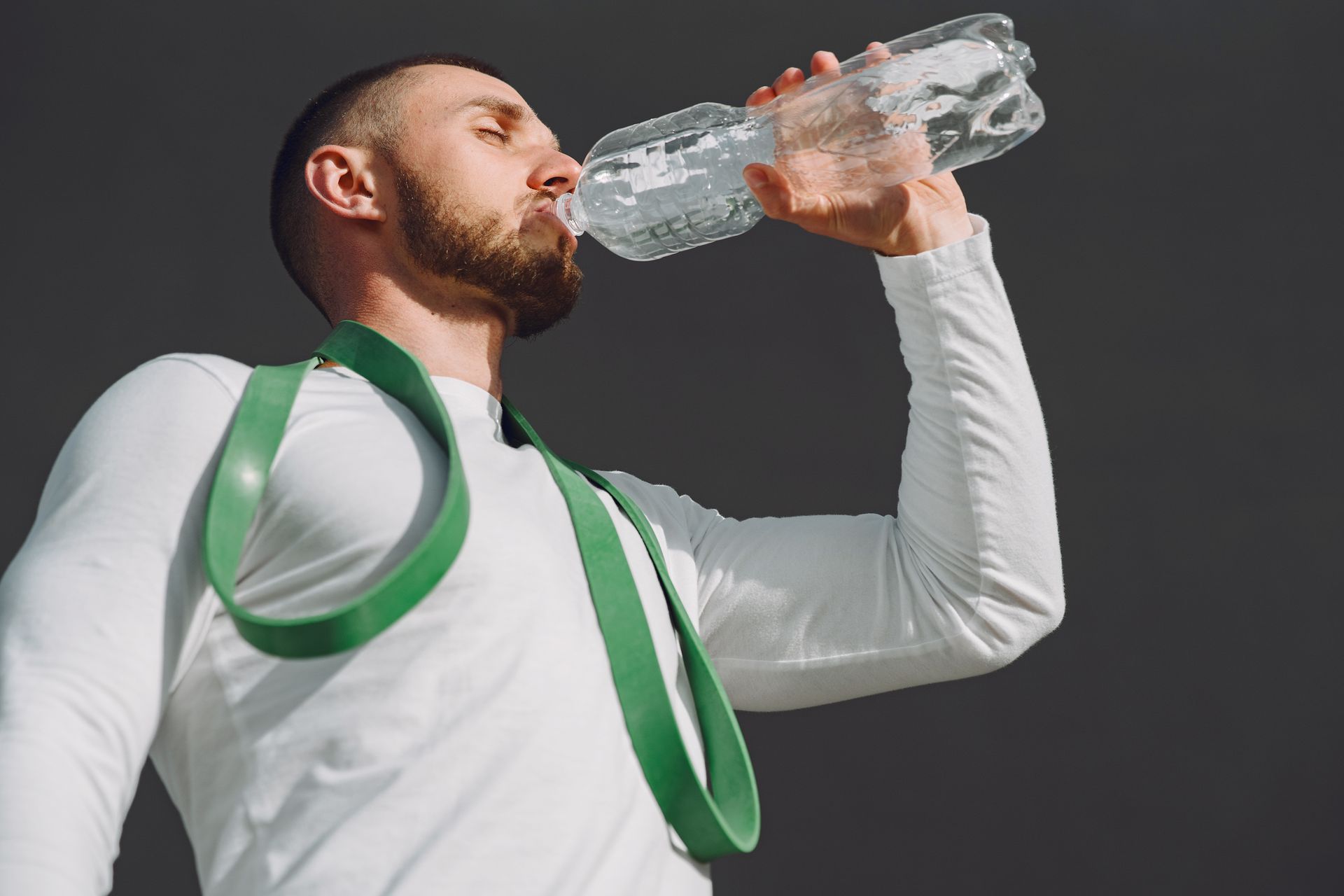 Remède anti-gueule de bois : les pastilles d'hydratation qui envahissent les pharmacies sont-elles efficaces ?