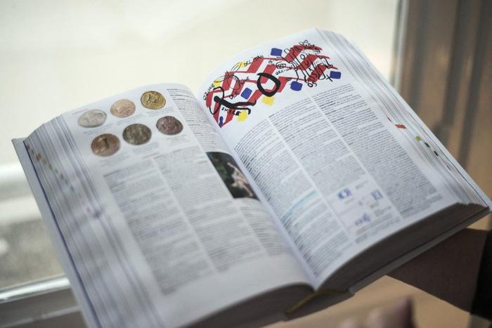 dictionnaire Larousse AFP