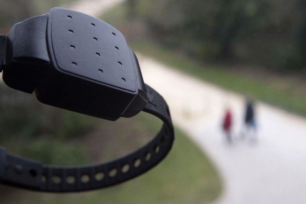 bracelet électronique AFP
