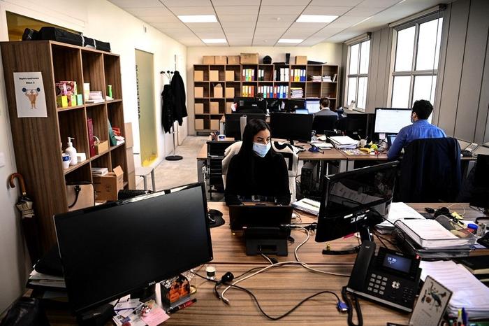 bureau entreprise AFP