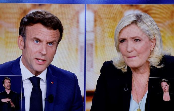 Emmanuel Macron Marine Le Pen débat AFP
