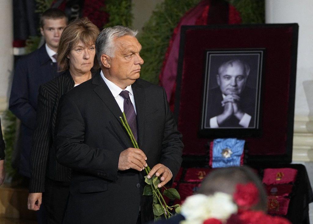 Gorbatchev Viktor Orban AFP