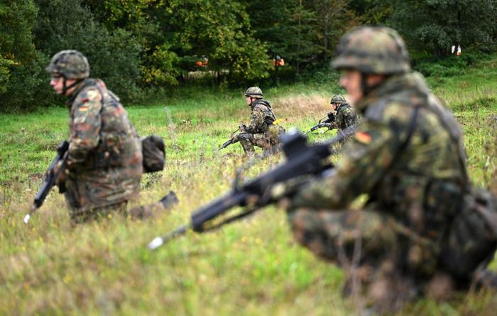 Des réservistes des forces armées allemandes à Münster, le 24 octobre 2023.