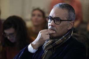 "Pour les vacances cet été, je vais peut-être éviter l'Algérie. On dit qu'il va faire très chaud"...