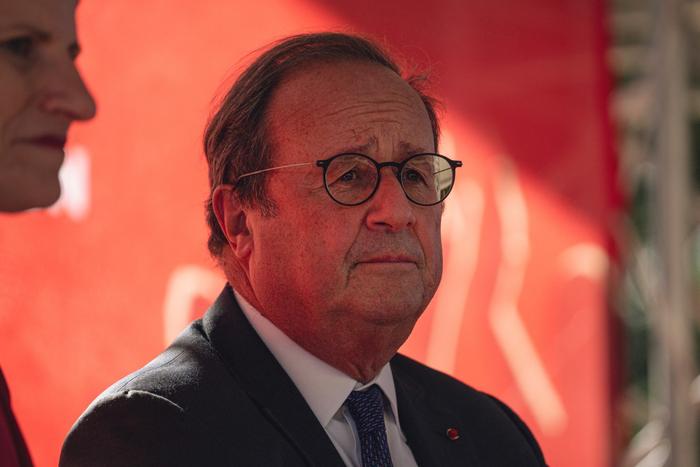 François Hollande lors d'une réunion publique.
