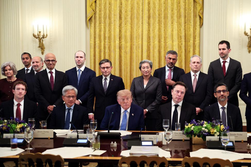 Le président américain Donald Trump prend la parole lors du lancement d'America.gov à l'auditorium Andrew W. Mellon le 29 septembre 2026 à Washington.