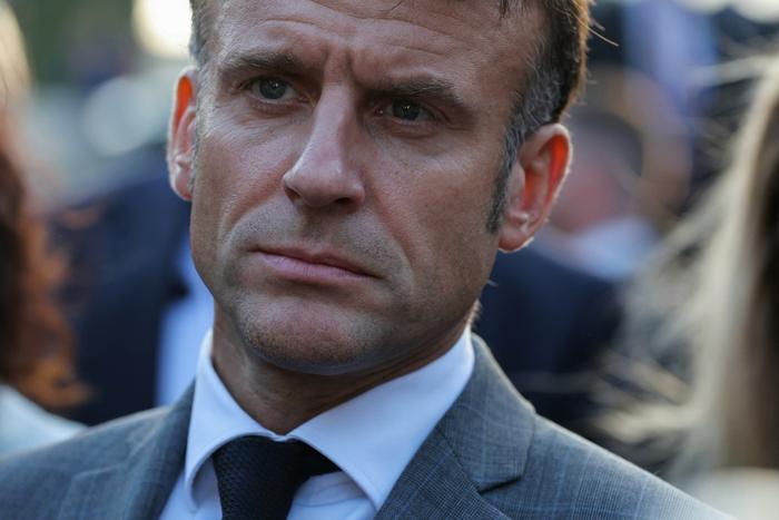 Emmanuel Macron assiste au sommet MED9 dans la ville chypriote de Paphos, le 11 octobre 2024.