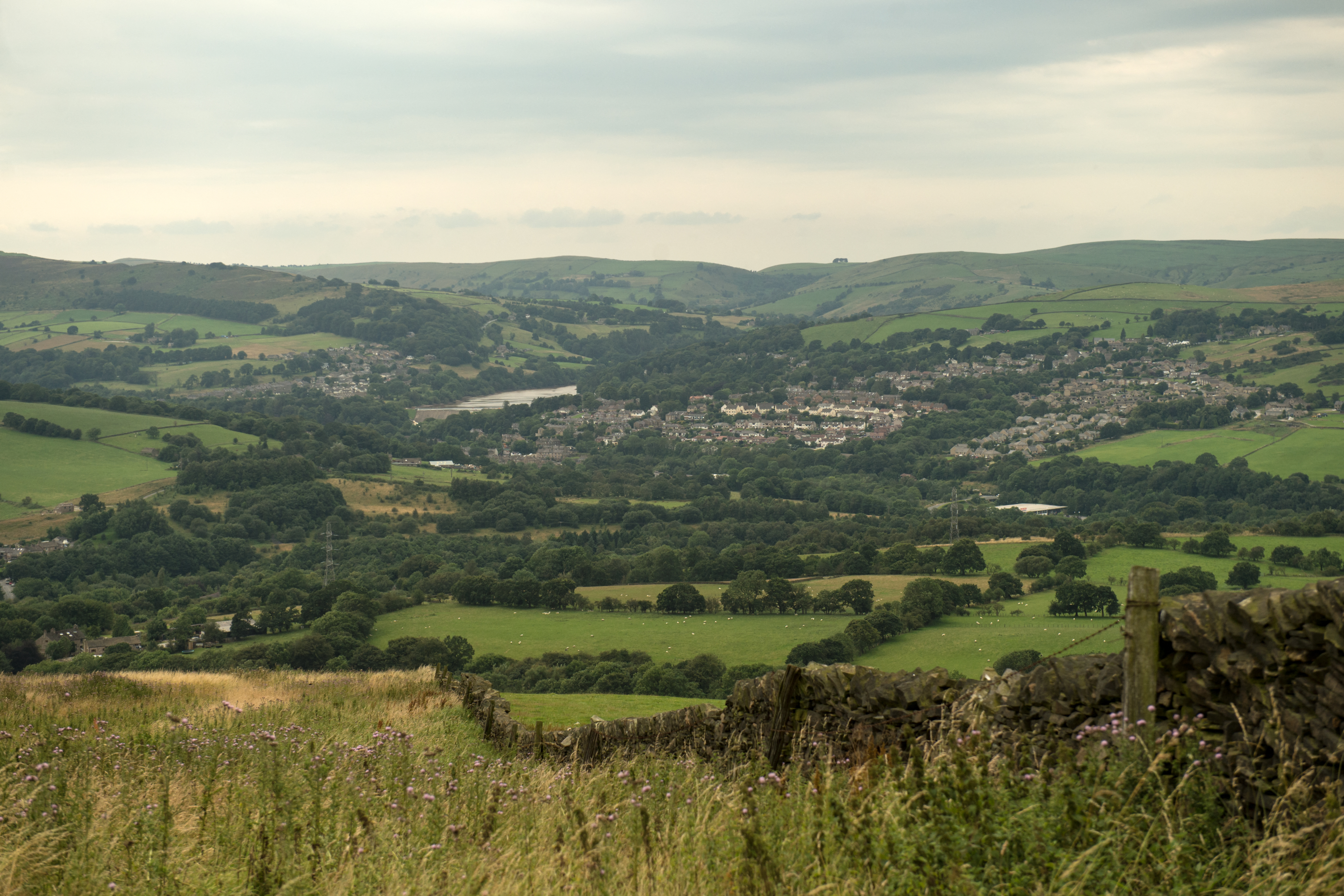 Quand le gouvernement britannique souhaite faire des campagnes du royaume des zones moins blanches et plus adaptées au multiculturalisme