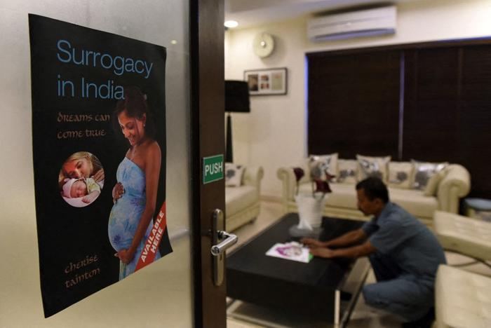 Une clinique pour mères porteuses à New Delhi, en Inde