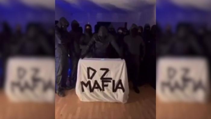 Dans une conférence de presse vidéo, la DZ mafia remet les pendules à l'heure : "C'est nous ou le chaos !"