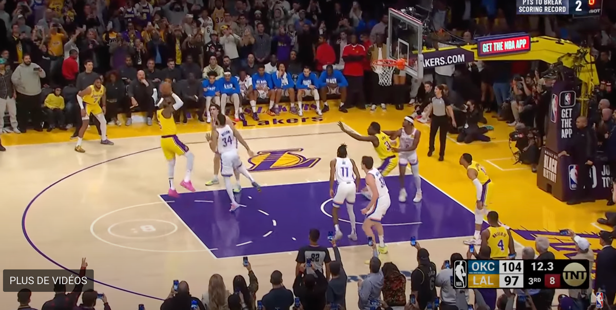 Lebron James, le shoot qui fait tomber un record