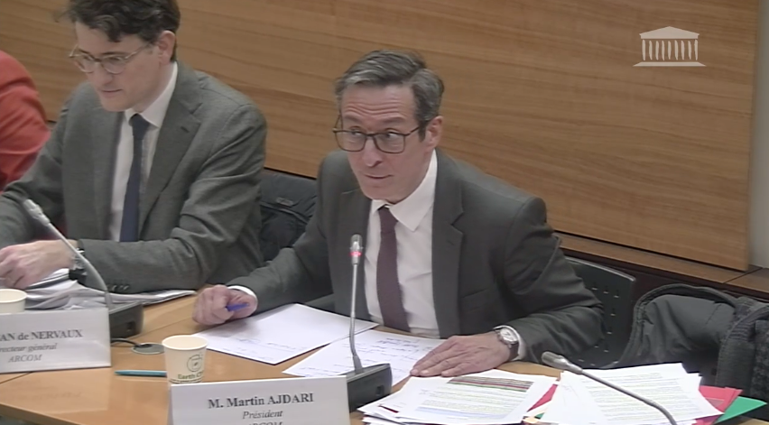 Martin Ajdari lors de son audition au Parlement