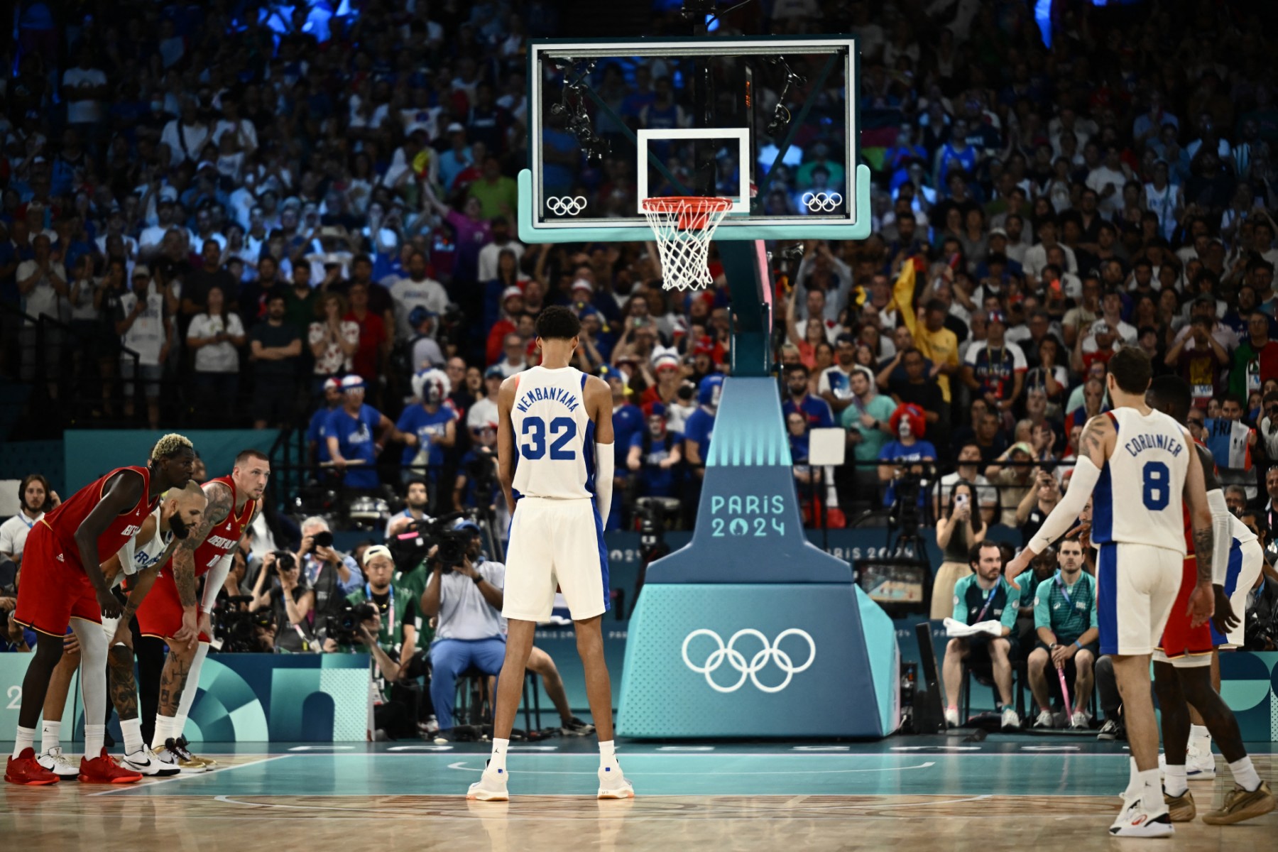 Pourquoi les basketteurs ratent-ils souvent les tirs qu’ils ont pourtant réussis des milliers de fois ?