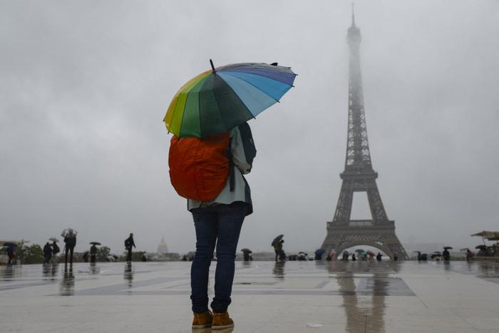 Même sous une pluie battante, il y a toujours de belles choses à apprécier dans le monde qui nous entoure, où que l’on vive.