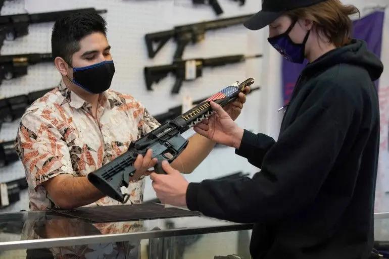 Les enfants de l’Utah vont-ils apprendre à manier des armes à feu ?
