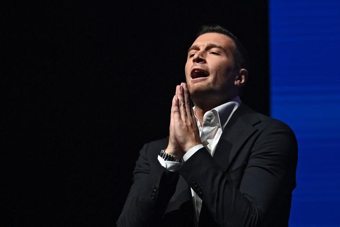 Jordan Bardella : "Vous les femmes, vous mon drame ; nous les hommes, pauvres diables..."