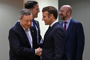 Emmanuel Macron Mario Draghi AFP