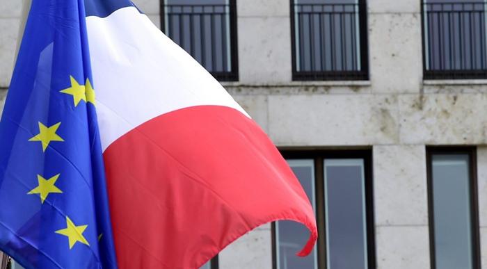 drapeau européen drapeau français