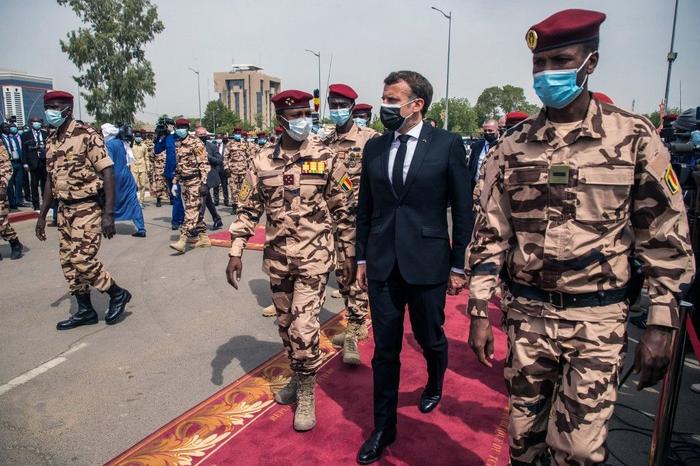 Emmanuel Macron Tchad AFP