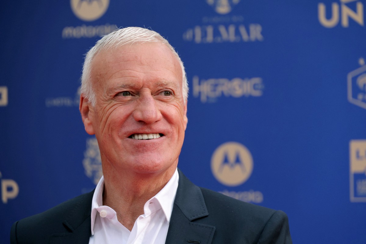 Pourquoi Didier Deschamps réussit et nos politiques échouent ?