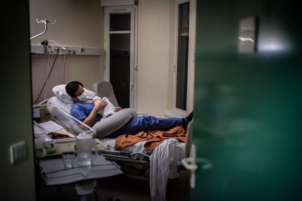 bébé hôpital naissance AFP