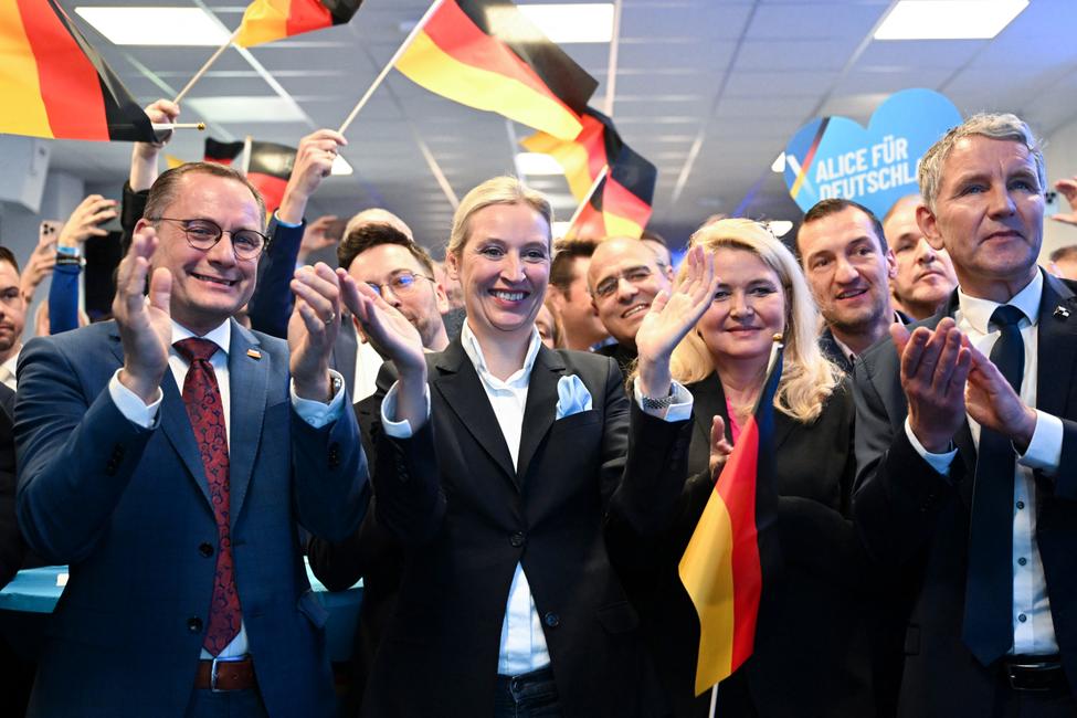 Alice Weidel, co-dirigeante du parti Alternative pour l'Allemagne (AfD) et Tino Chrupalla, co-dirigeant du parti, lors de la soirée électorale à Berlin, le 23 février 2025.