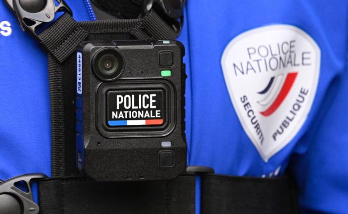 caméra piéton police