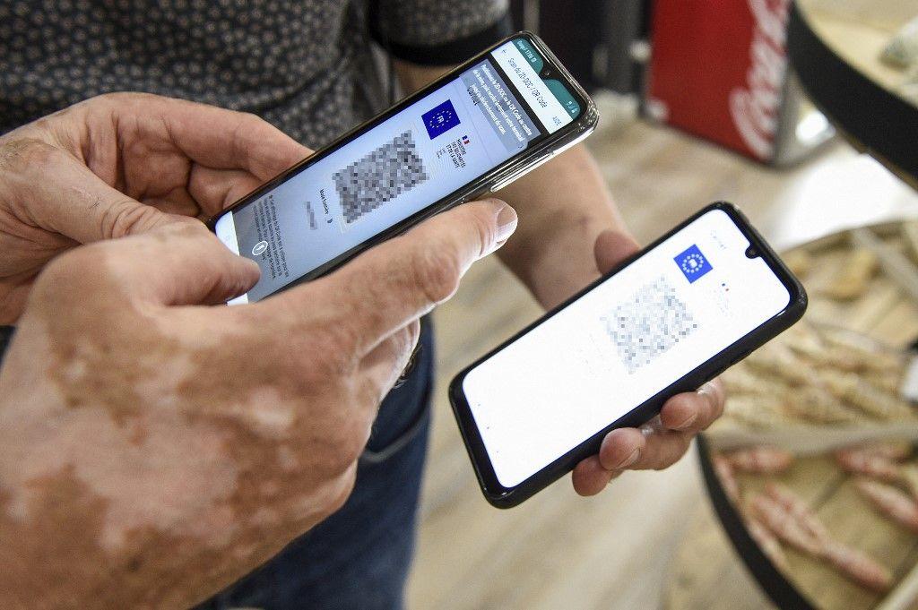 pass sanitaire QR code AFP