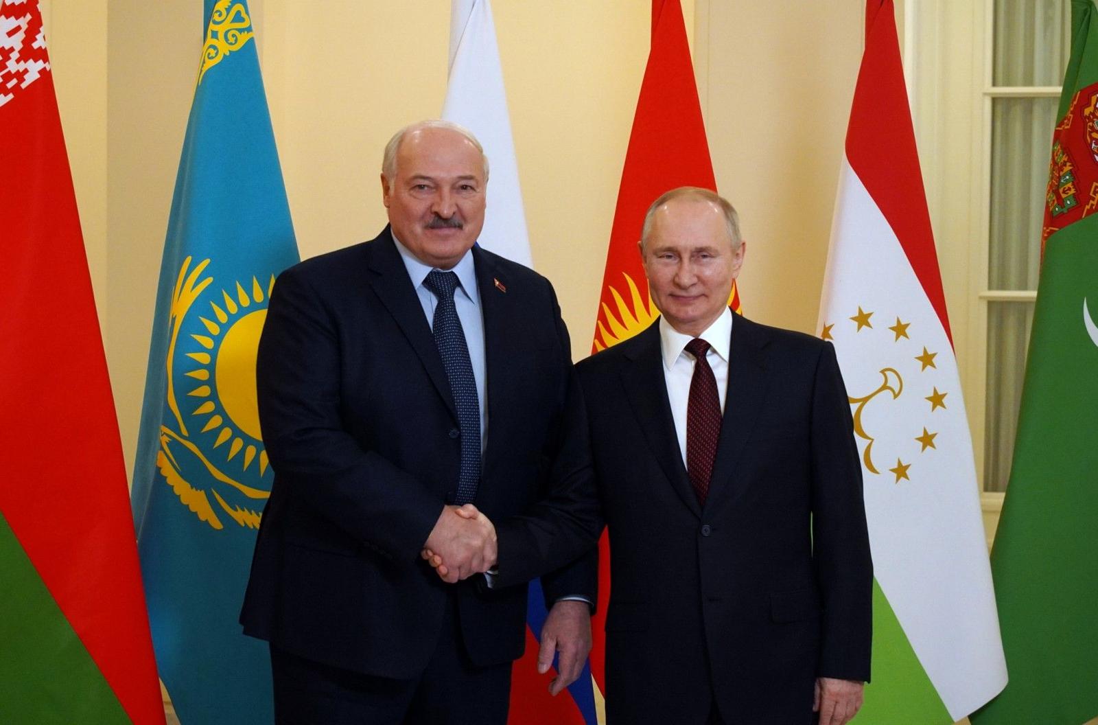 Vladimir Poutine Alexandre Loukachenko AFP