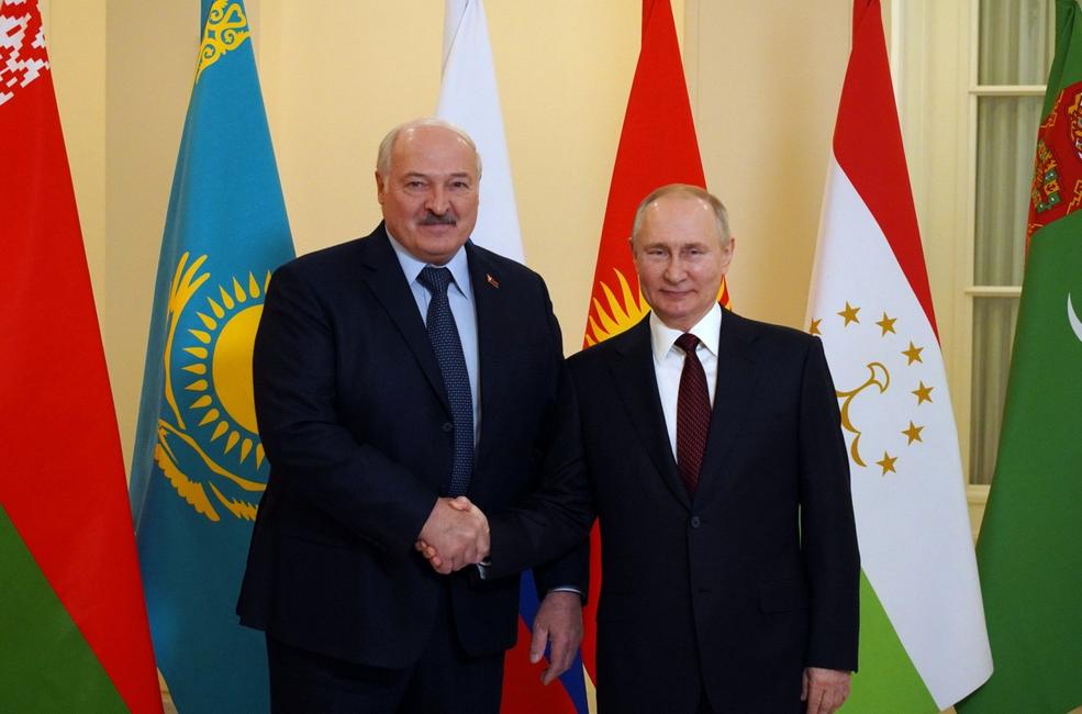 Vladimir Poutine Alexandre Loukachenko AFP