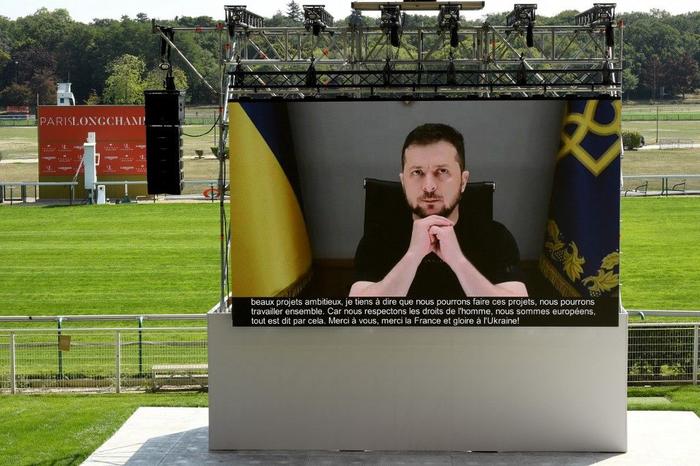 Volodymyr Zelensky Medef AFP