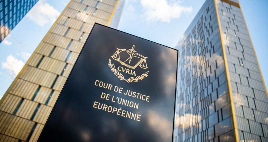La Cour de justice de l'Union européenne (CJUE) veille à l'application du droit de l'UE et à l'uniformité de son interprétation sur le territoire des 27 Etats membres.