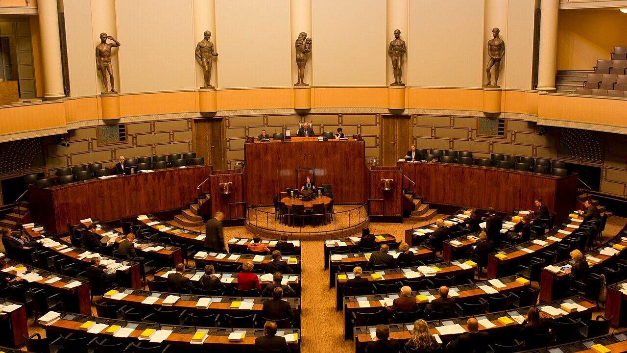 Le mercredi 17 juin, le Parlement finlandais a abandonné sa position de longue date contre les armes nucléaires.