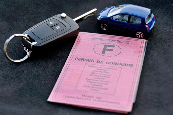 voiture permis de conduire AFP