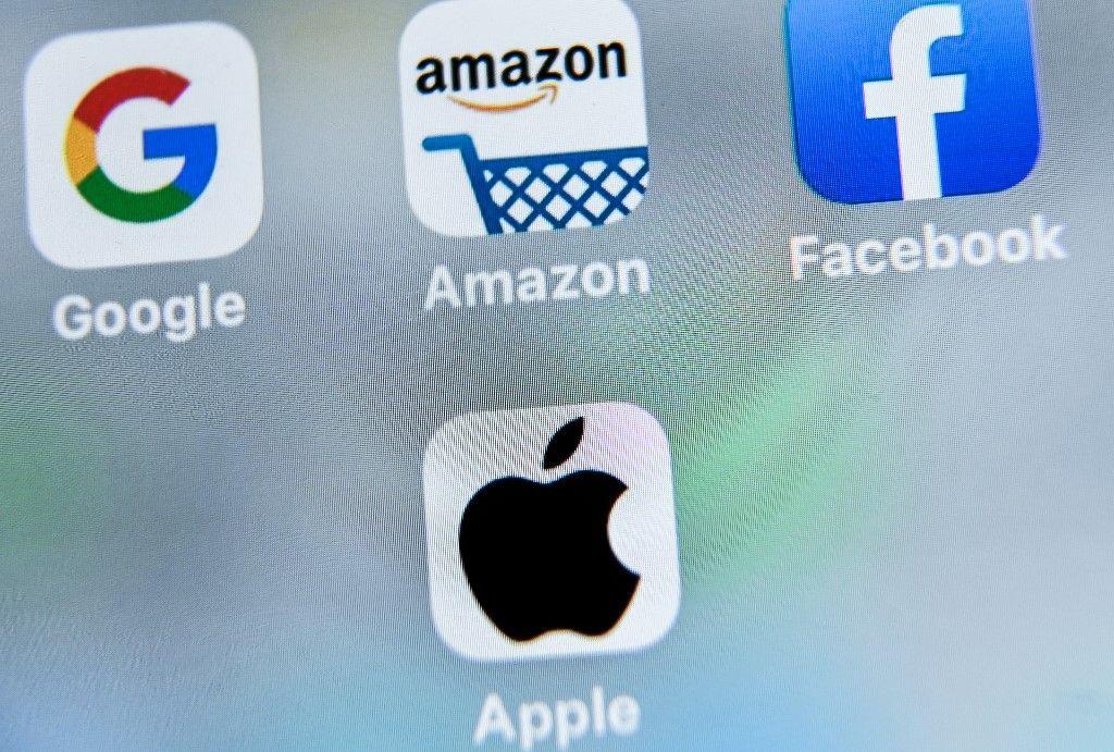 Google Amazon Facebook Apple AFP