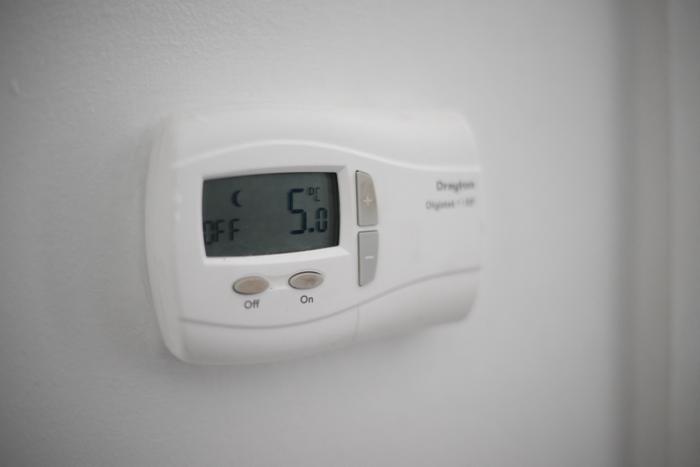 Le thermostat du chauffage central dans une maison à Londres.