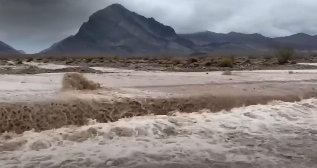 vallée de la mort pluies