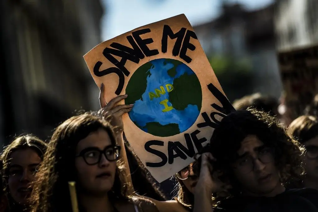 Ces risques pour la santé humaine ET pour l'environnement que représentent ces réglementations ENVIRONNEMENTALES poussées par les écologistes