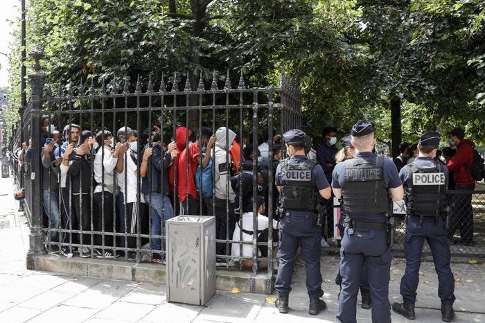 place des Vosges migrants SDF AFP