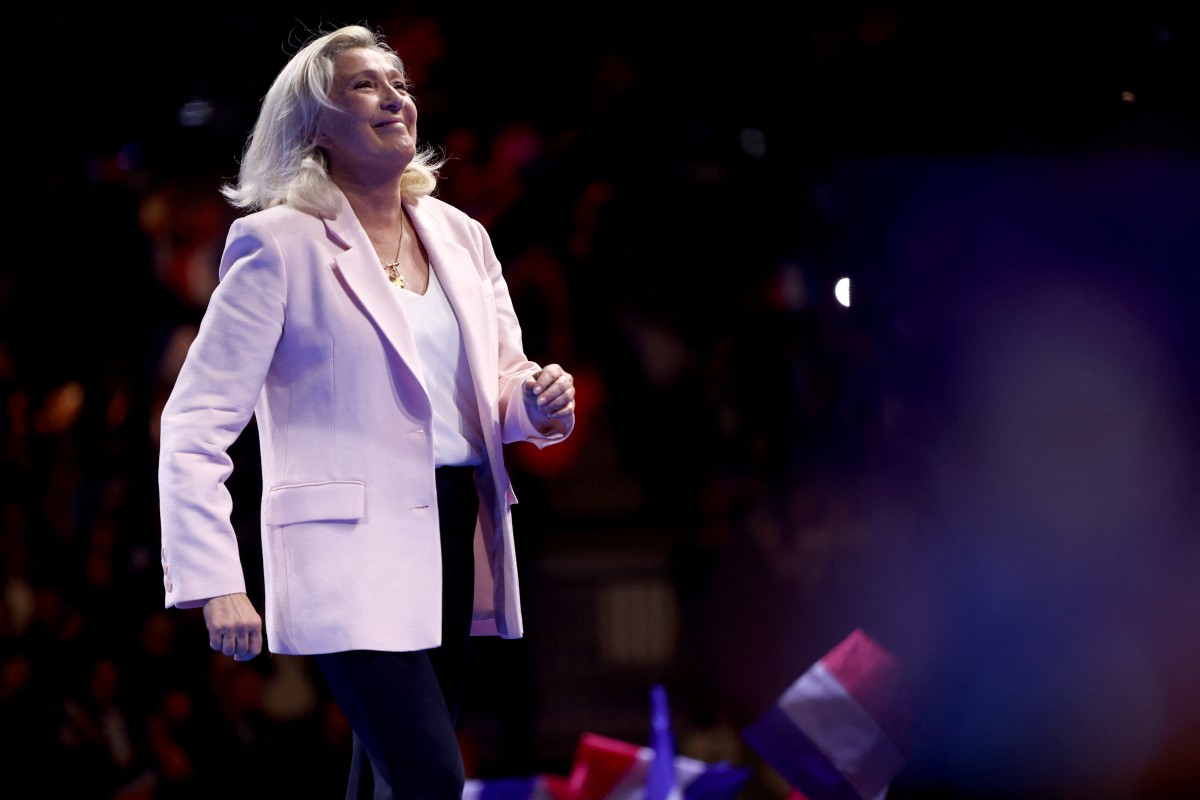 Marine Le Pen entend transformer l'offre politique du RN