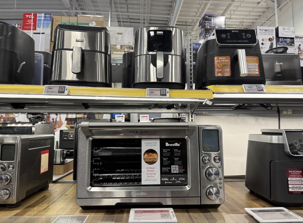 Pollution intérieure : des friteuses à air chaud aux sèche-cheveux en passant par les grille-pains, nos maisons sont pleines d’appareils électro-ménagers qui émettent des particules ultra fines néfastes pour la santé