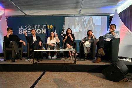 Raphael Glucksmann : "le type à ma droite est trop à gauche"