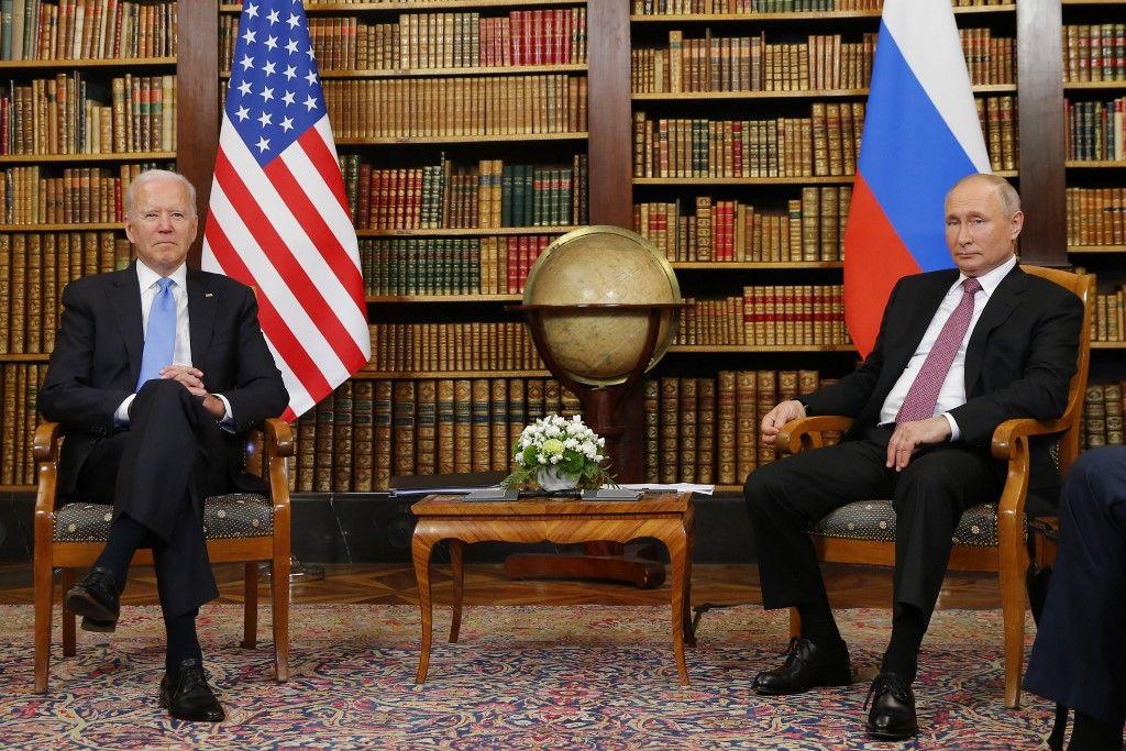 Joe Biden Vladimir Poutine AFP