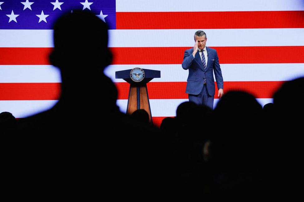 Le secrétaire américain à la Défense, Pete Hegseth, prononce le discours sur l'état des forces à Quantico, en Virginie, le 30 septembre 2026.