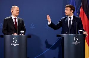 Emmanuel Macron Olaf Scholz AFP