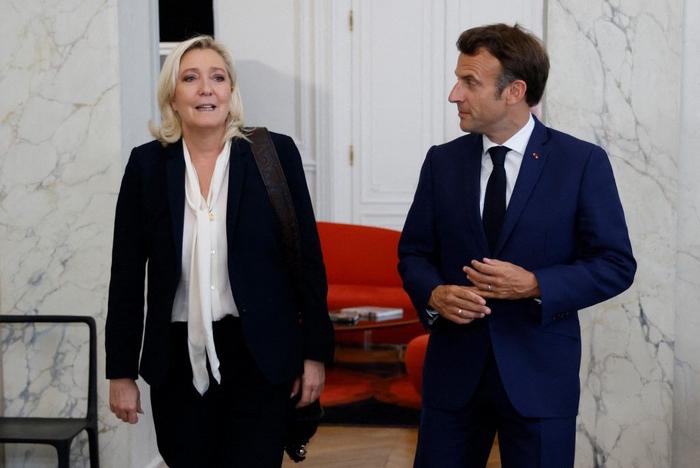 Emmanuel Macron Marine Le Pen AFP
