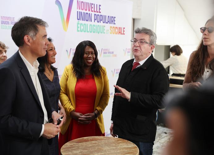 Jean-Luc Mélenchon à Olivier Faure : "Hé mec, calmos, mes punchlines ne sont pas encore dans le domaine public..."