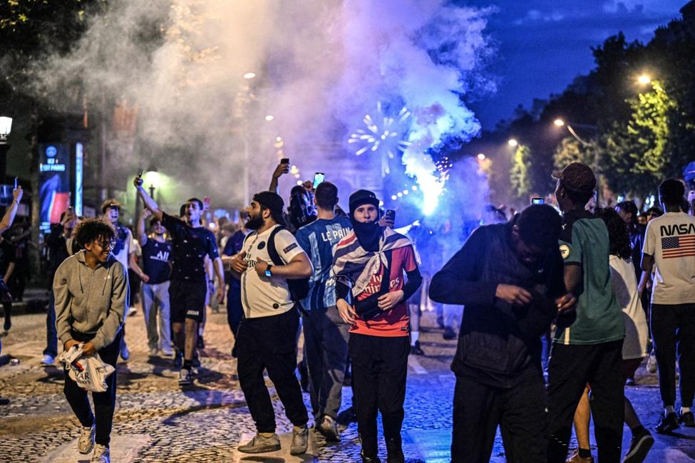 Des incidents en marge des célébrations de la victoire du PSG en Ligue des champions.